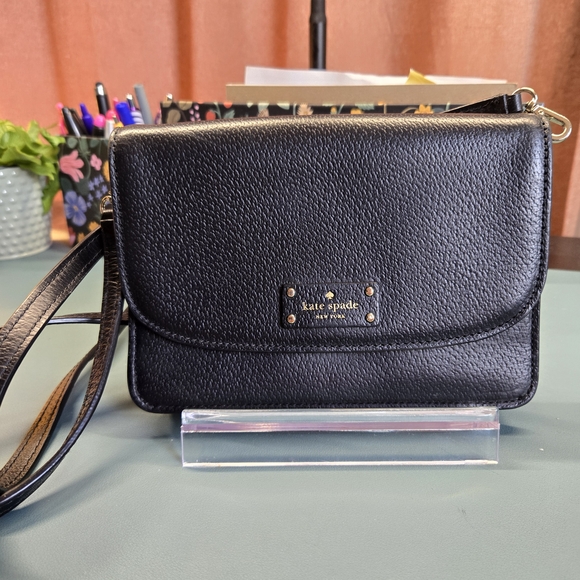 kate spade Handbags - KATE SPADE Convertible Black Grain Leather Mikka Grove Street Crossbody Bag
